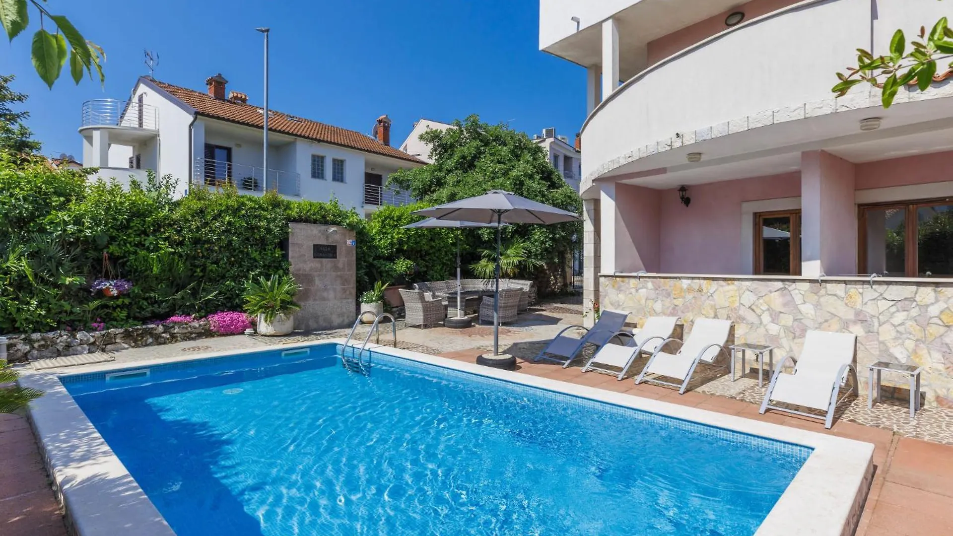 Apartment Romantika-1 By Interhome Rovinj